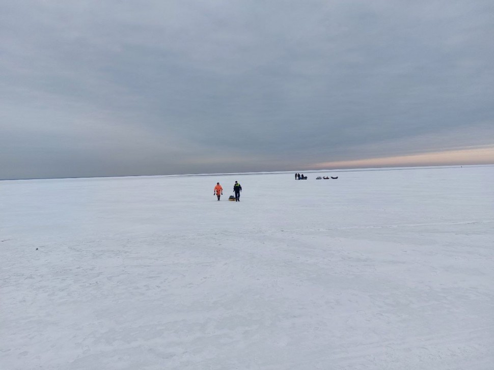 В Северодвинске на Яграх двое мужчин провалились под лёд
